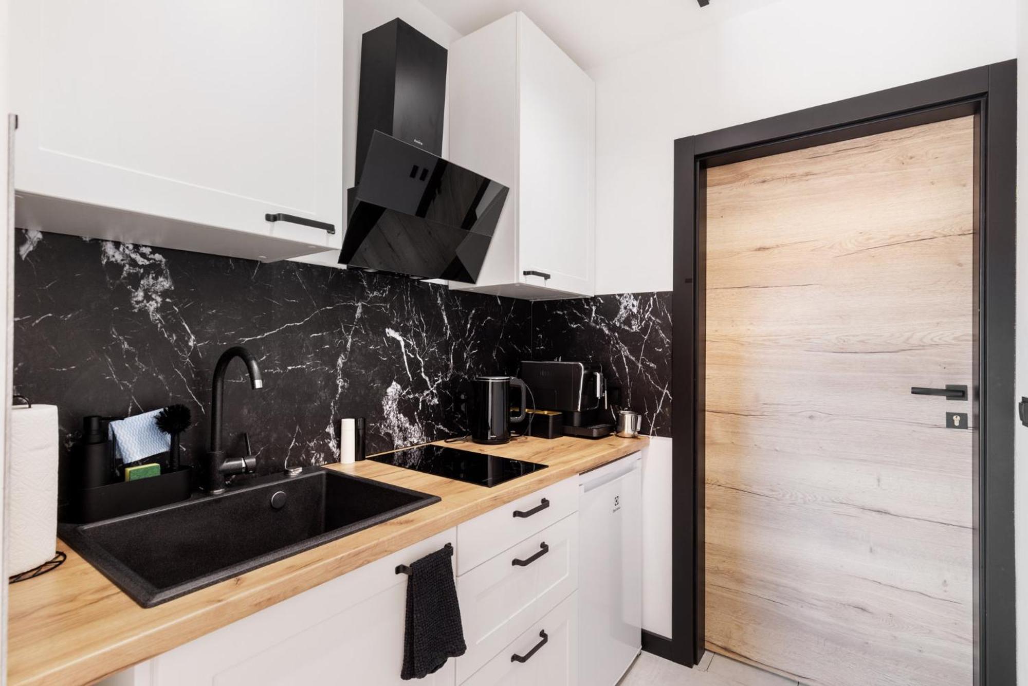 Apartamenty Larice - Balia, Sauna I Podgrzewany Basen Od 19 Kwietnia Apartment *